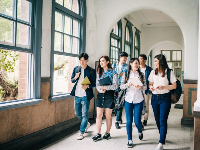 Top 5 Trường Đại Học Từ Xa Uy Tín Nhất Việt Nam 2026