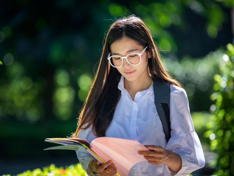 quản trị kinh doanh học mấy năm