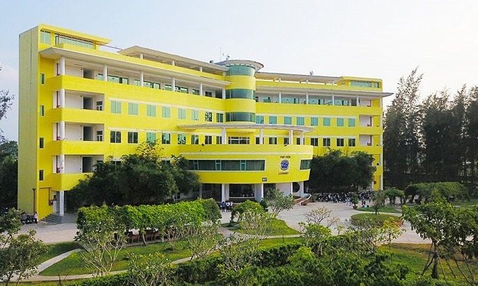 Top 5 trường đại học từ xa ngành Luật uy tín tại Việt Nam