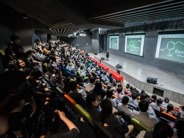 So sánh đại học từ xa Kế toán và chính quy: Khác nhau ở đâu?