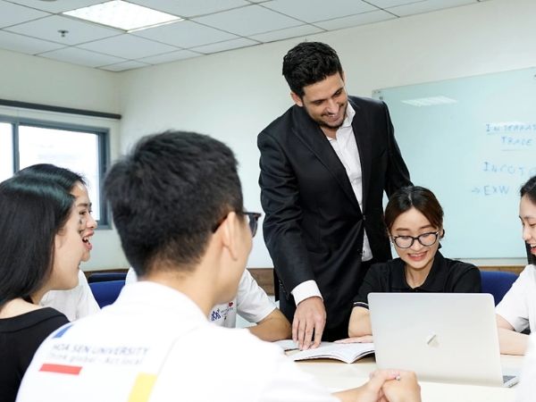 Ai Phù Hợp Học Ngôn Ngữ Anh? 6 Nhóm Người Học Phù Hợp Nhất