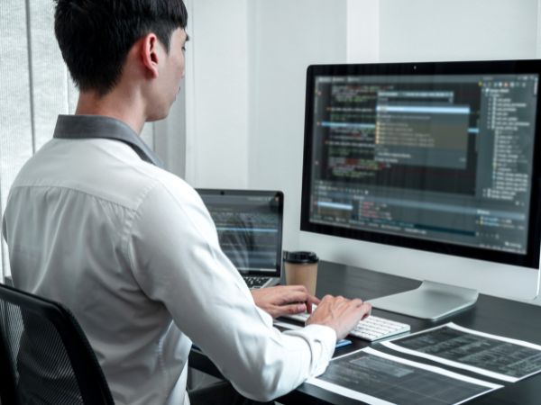 Tìm Hiểu Nghề Quản Trị Viên Cơ Sở Dữ Liệu (Database Administrator)